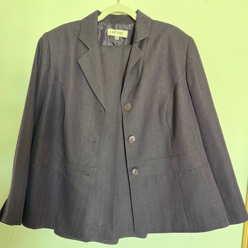 Suit Studio Deep Purple Suit Set - Blazer and Matching Pants